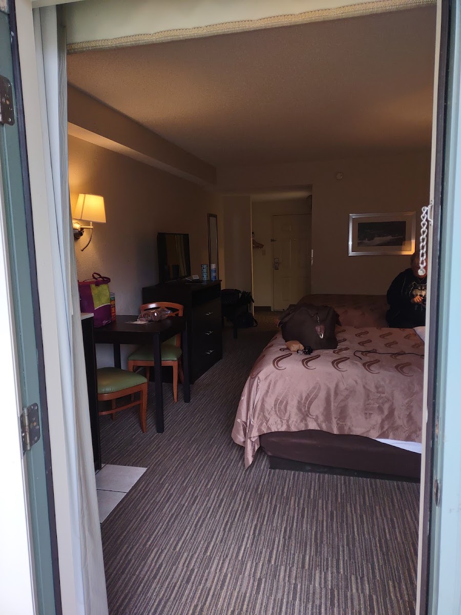 Quality Inn photo 3