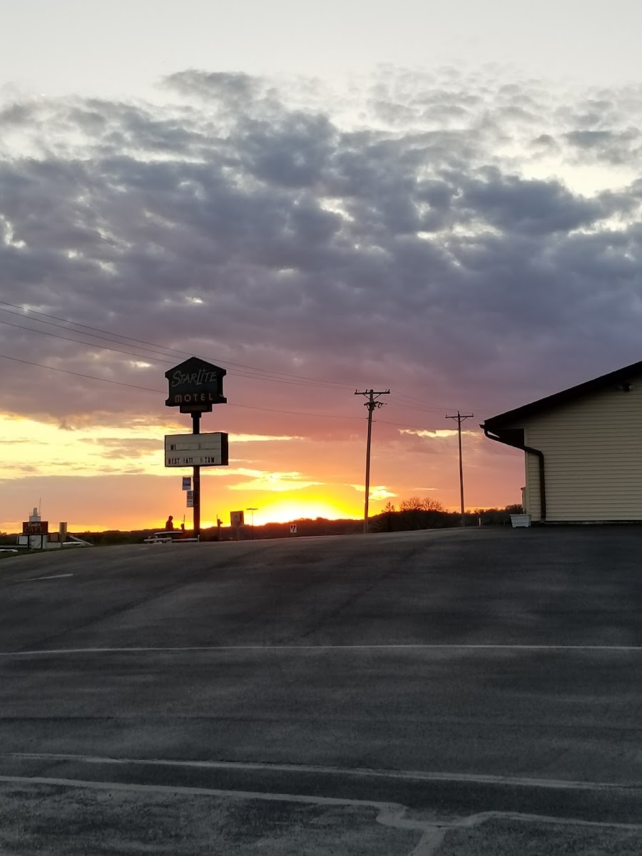 Starlite Motel photo 3