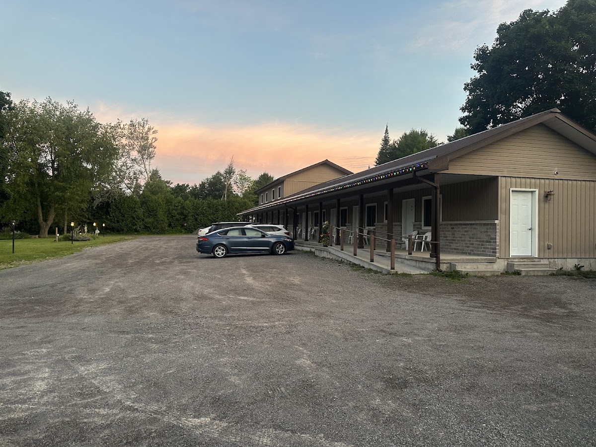 Moonlight Motel