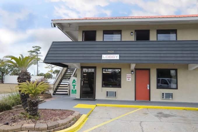 Executive Inn