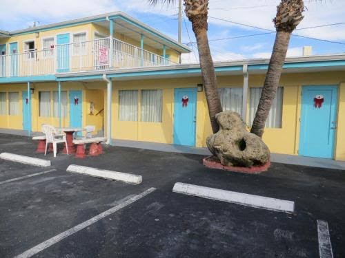 Skyway Motel photo 3