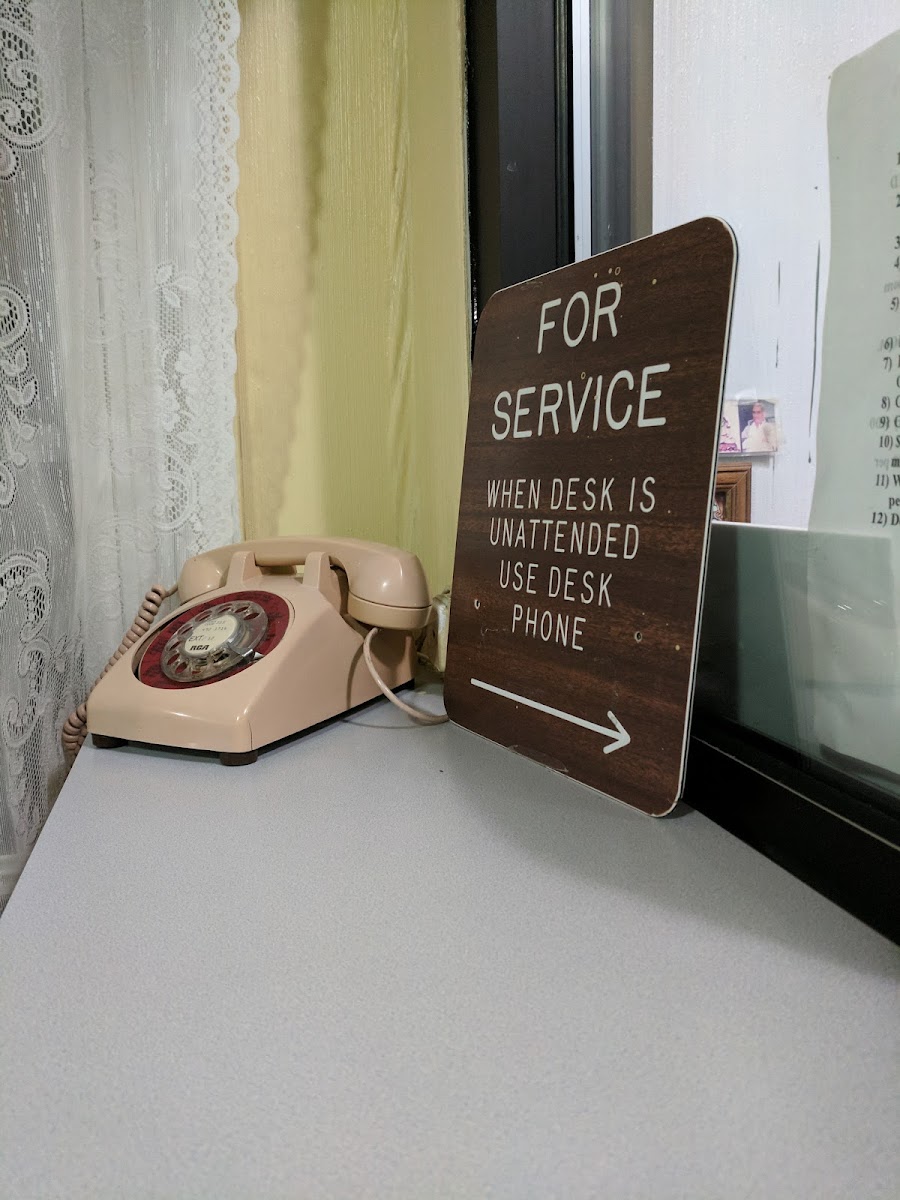 Budget Inn photo 3