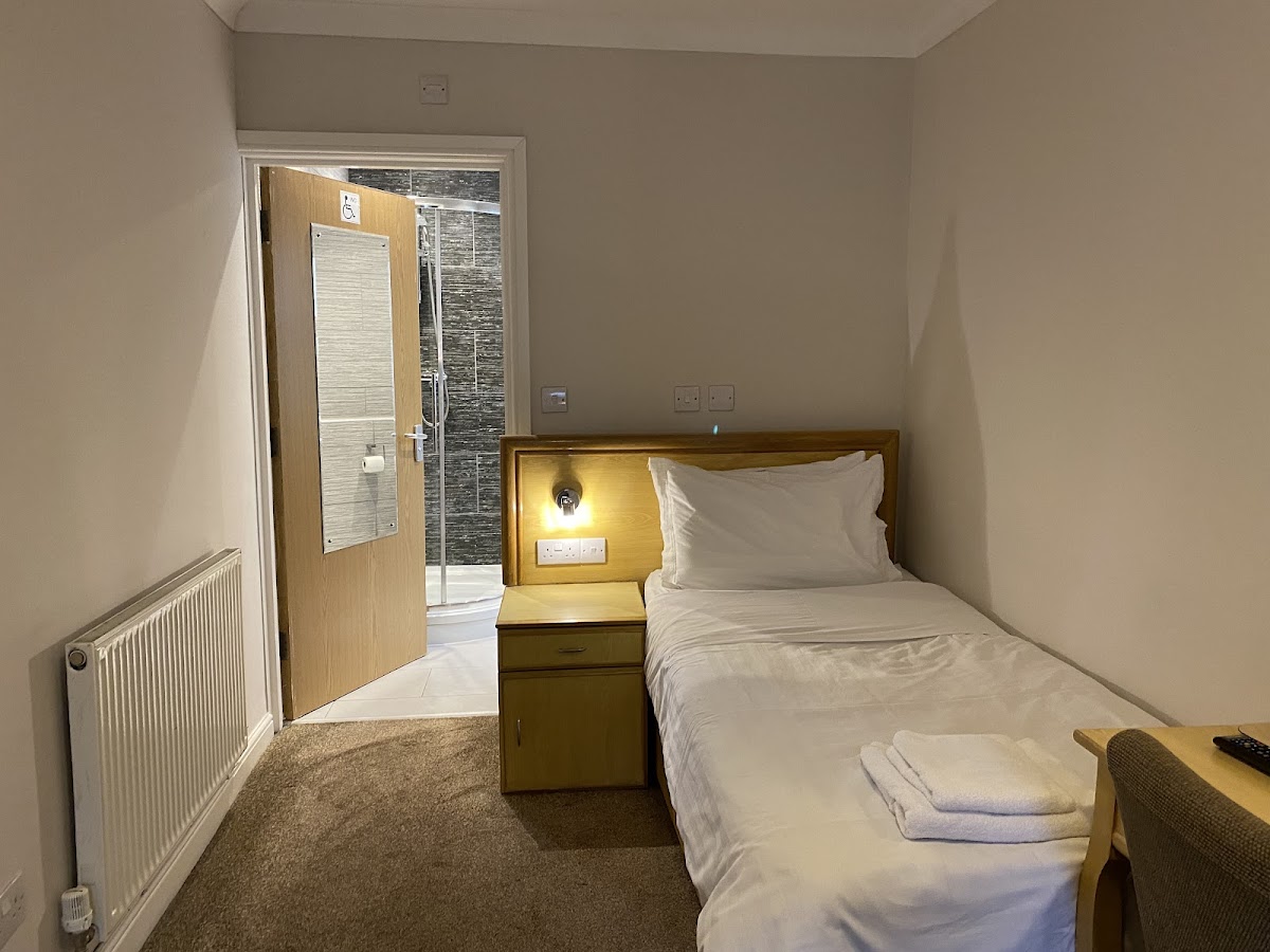 Gateway Hotel photo 2