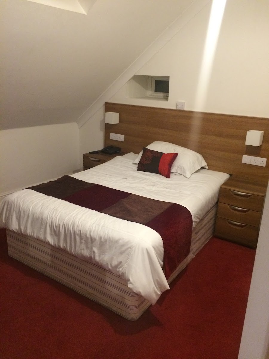 Gateway Hotel photo 3