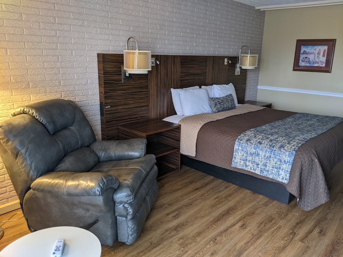 Towne Inn photo 2
