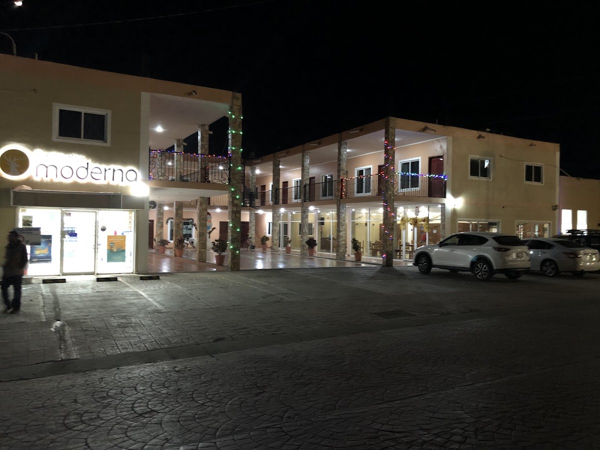 Hotel los arcos