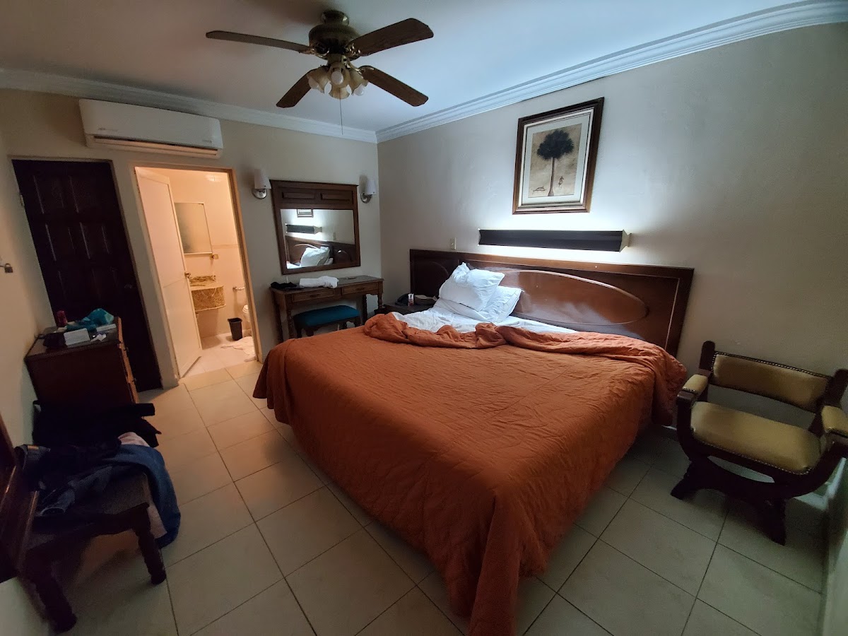 California Inn photo 2