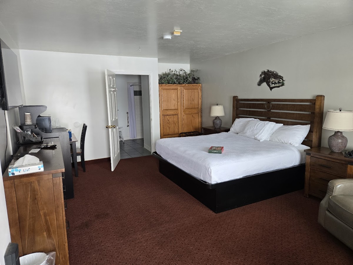 Skyline Motel photo 2