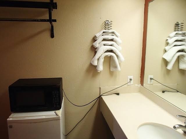 Sunrise Inn photo 3