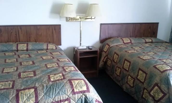 Relax Inn photo 2