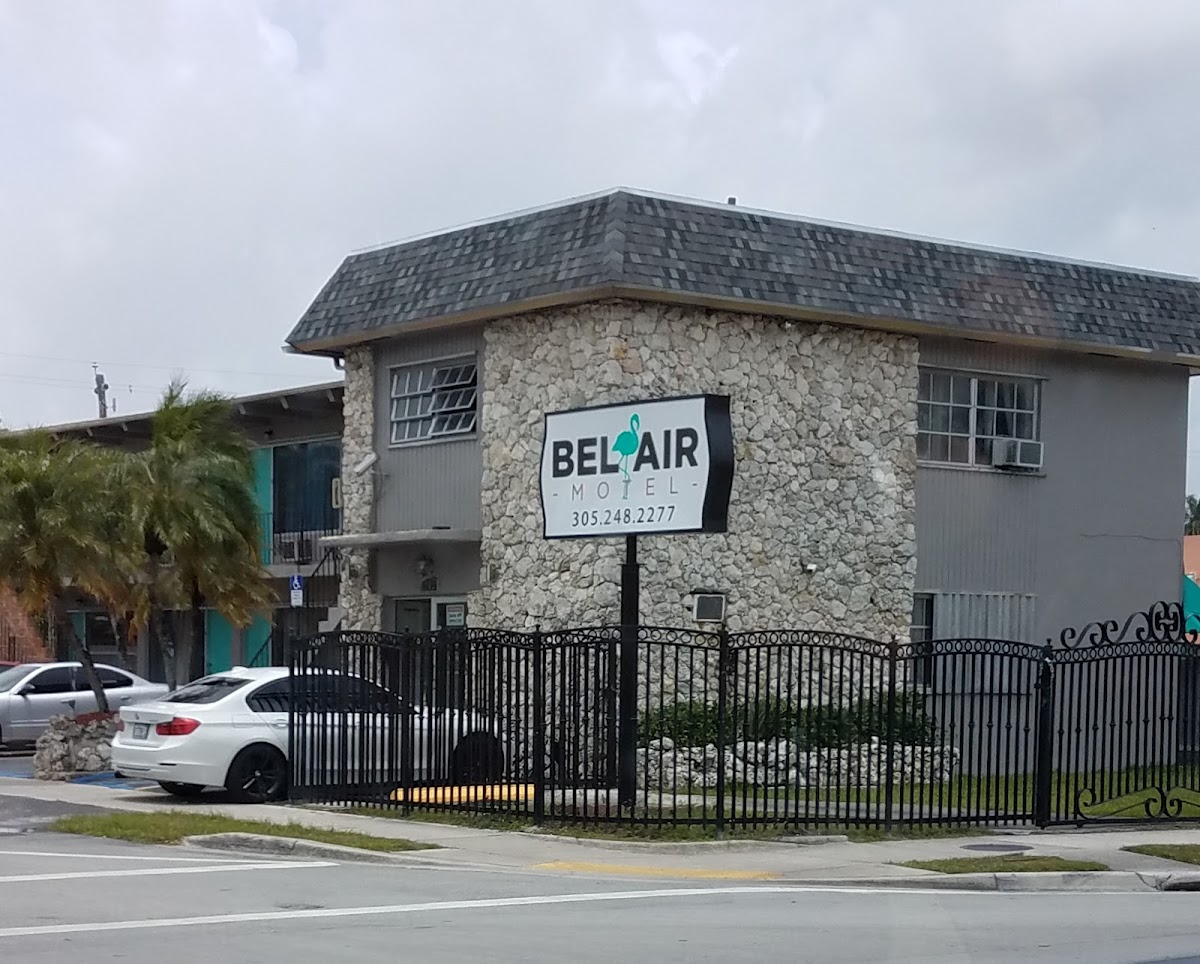 Bel-Air Motel
