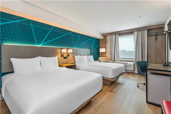 Comfort Inn & Suites photo 2