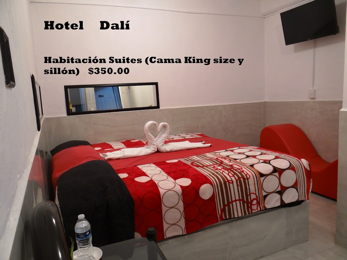 Hotel Dali photo 2