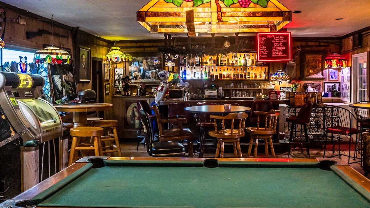 Colonial Inn photo 3