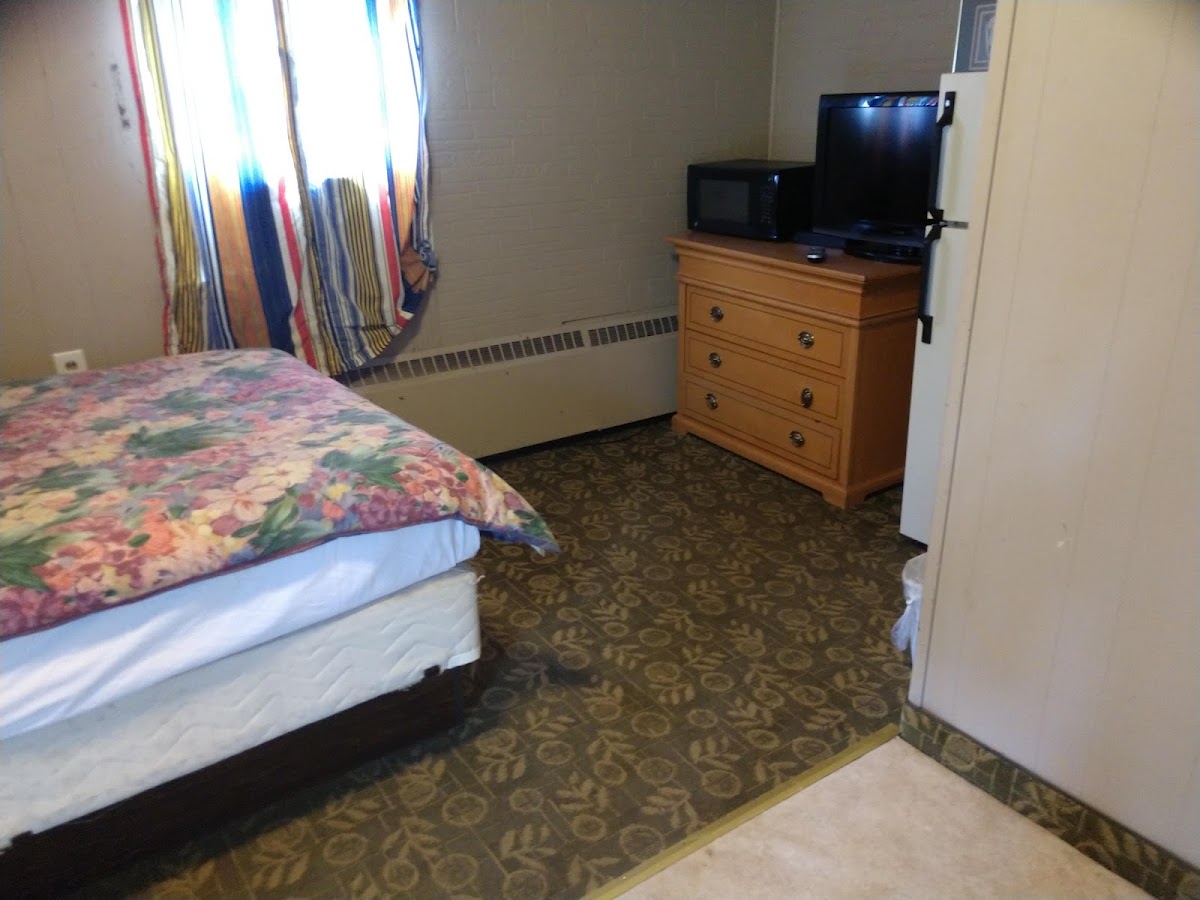 Wayside Motel photo 2