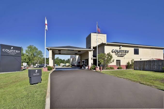 Quality Inn & Suites