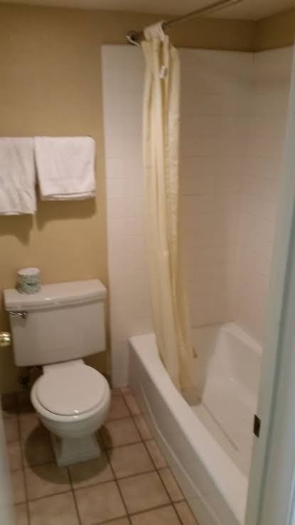 Town House Motel photo 3
