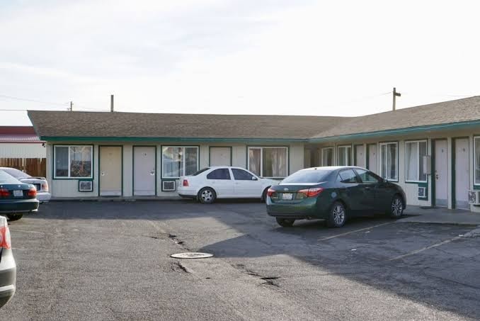 Town House Motel