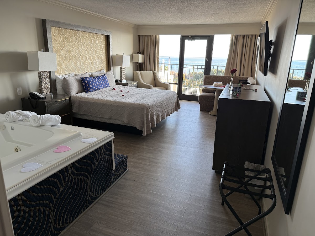 Windjammer Inn photo 2