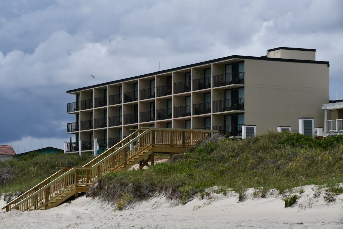 Windjammer Inn photo 3