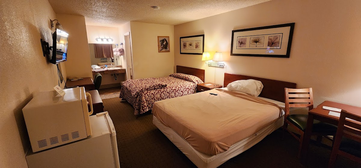 Riverside Inn photo 2