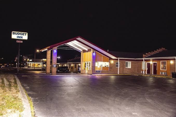Budget Inn photo 2