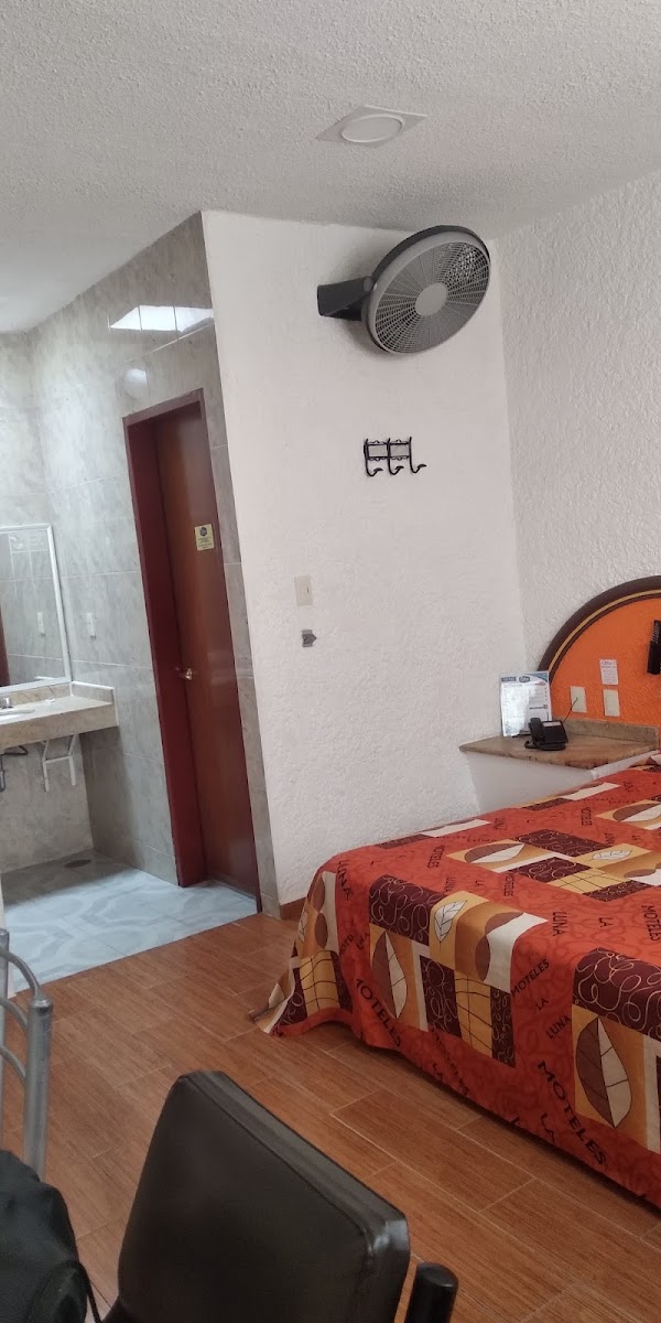 Auto Hotel La Luna photo 3