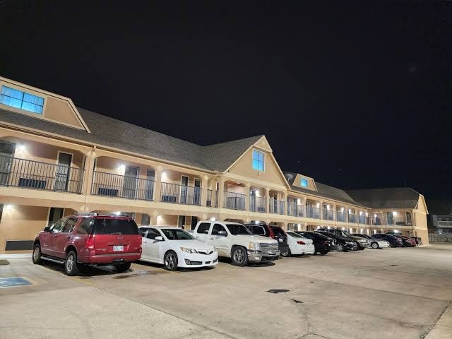 Executive Inn
