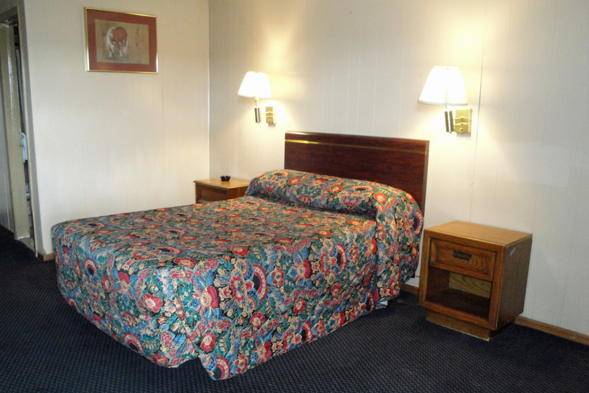 Royal Motel photo 2