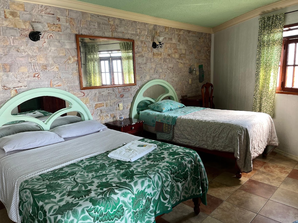 Hotel Las Flores photo 2