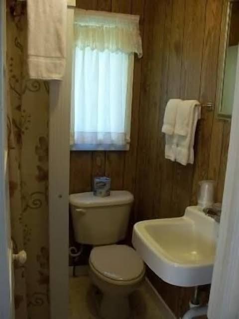 Valley View Motel photo 3