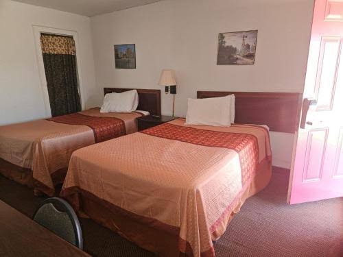 Budget Inn photo 3