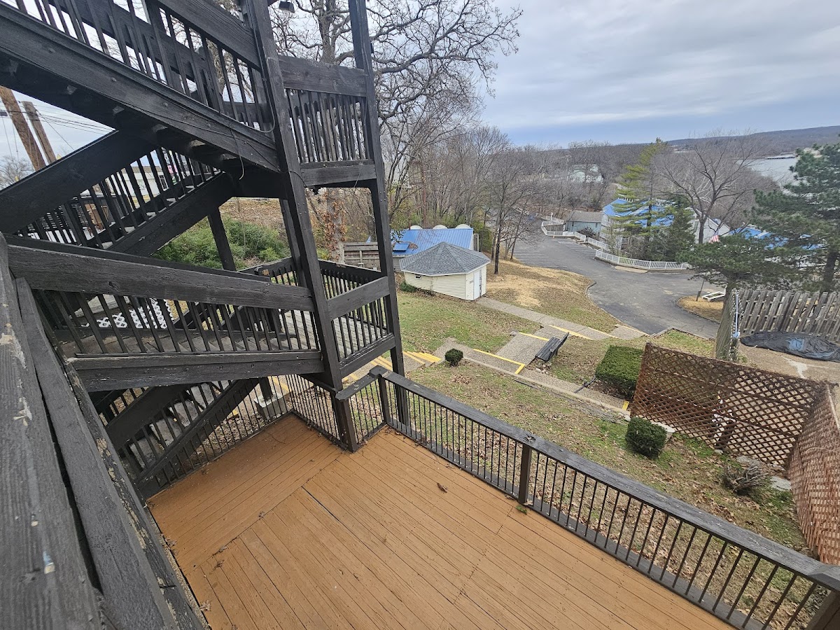 Hawk's Nest Lodge photo 3