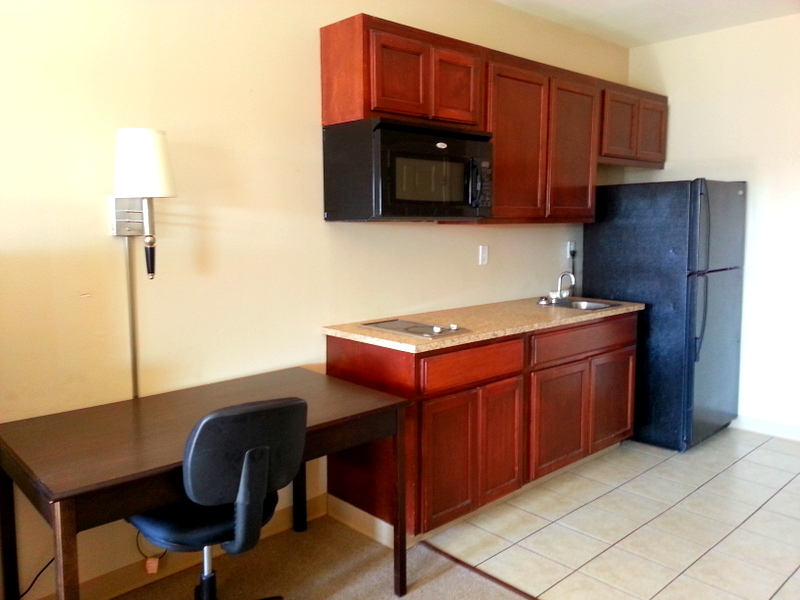 Crossroads Inn & Suites photo 3