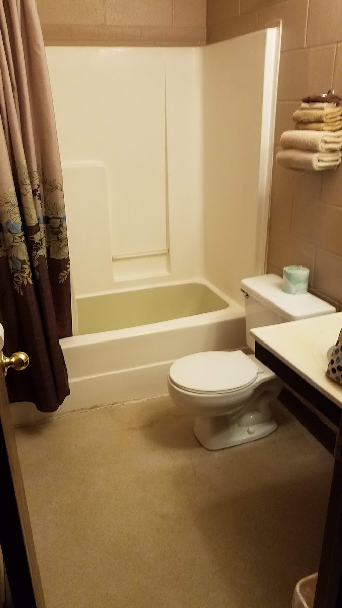Hillcrest Motel photo 3