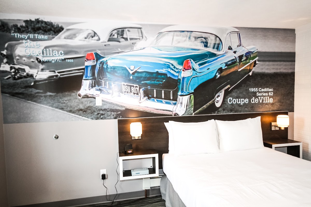 Cadillac Motel photo 3