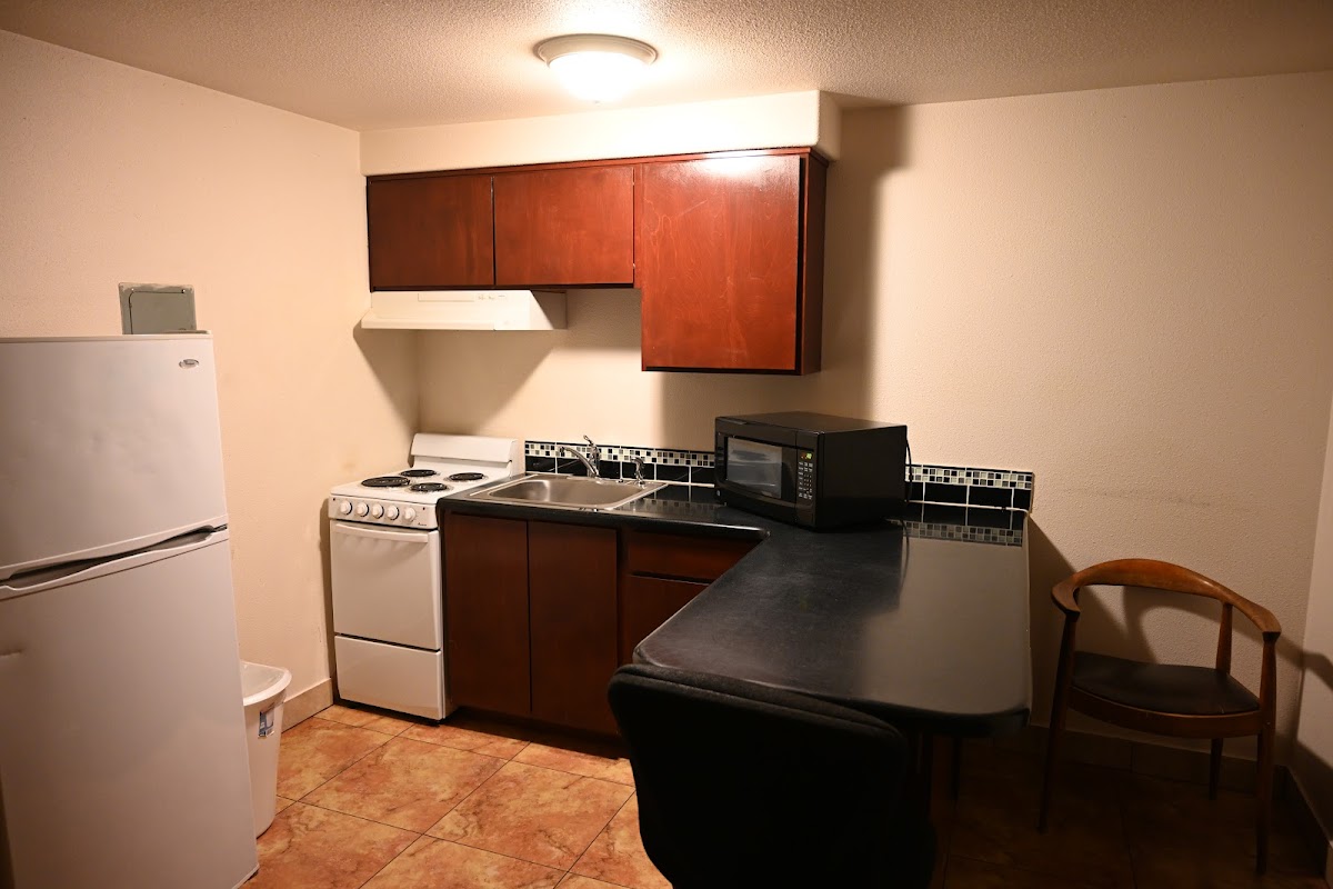 Airport Motel photo 2