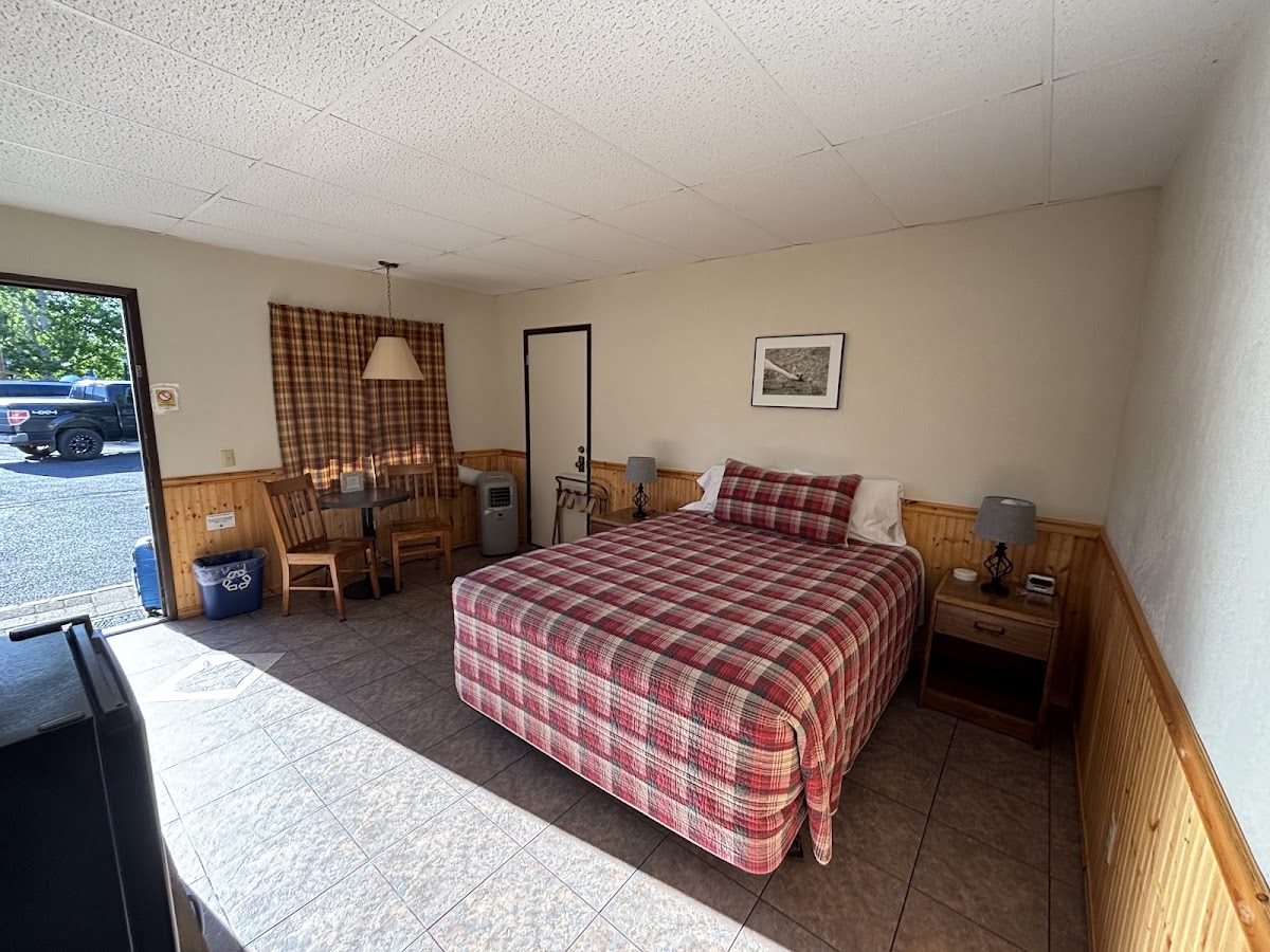 Aspen Inn photo 2