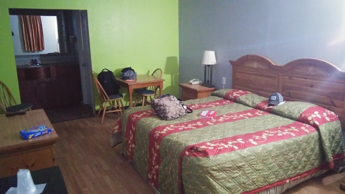 Executive Inn photo 2