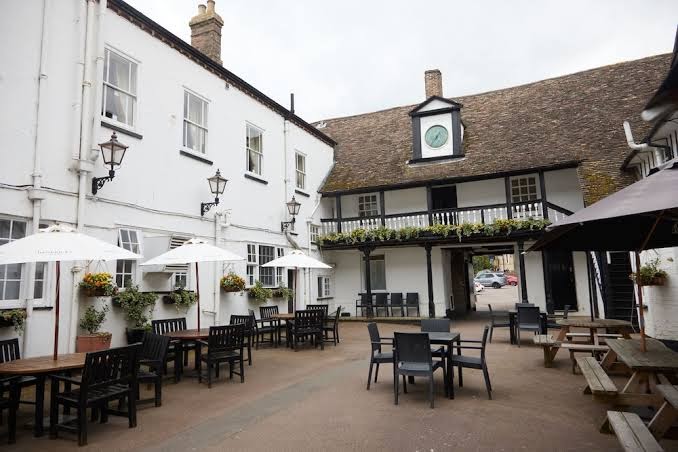 George Hotel