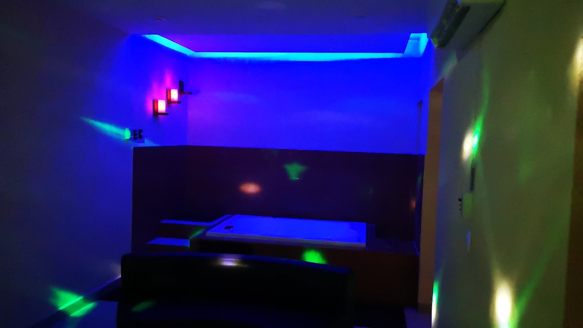 Motel Secrets photo 3
