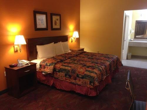Executive Inn photo 2