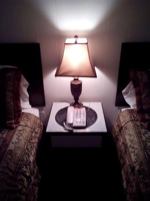 Holiday Motel photo 3