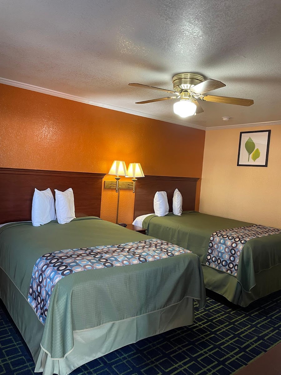 Budget Host Inn photo 2
