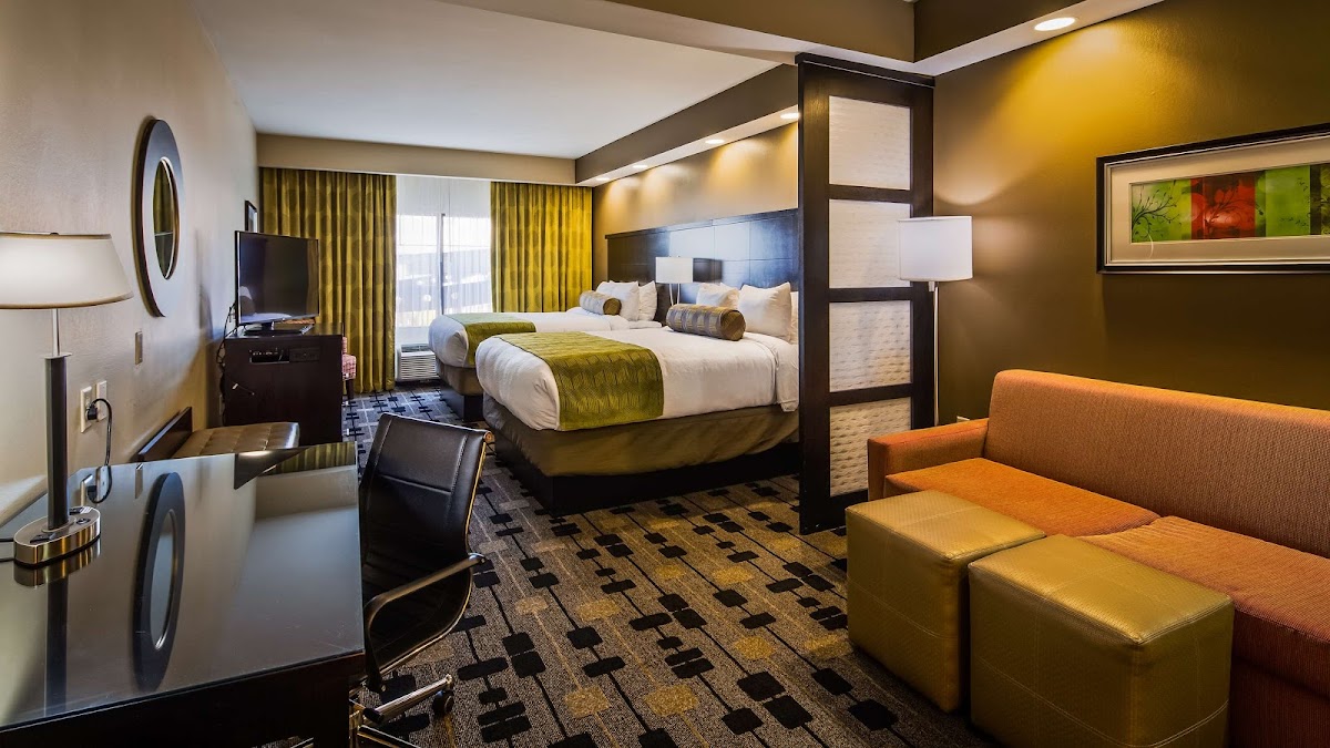 Best Western Plus University Inn photo 2
