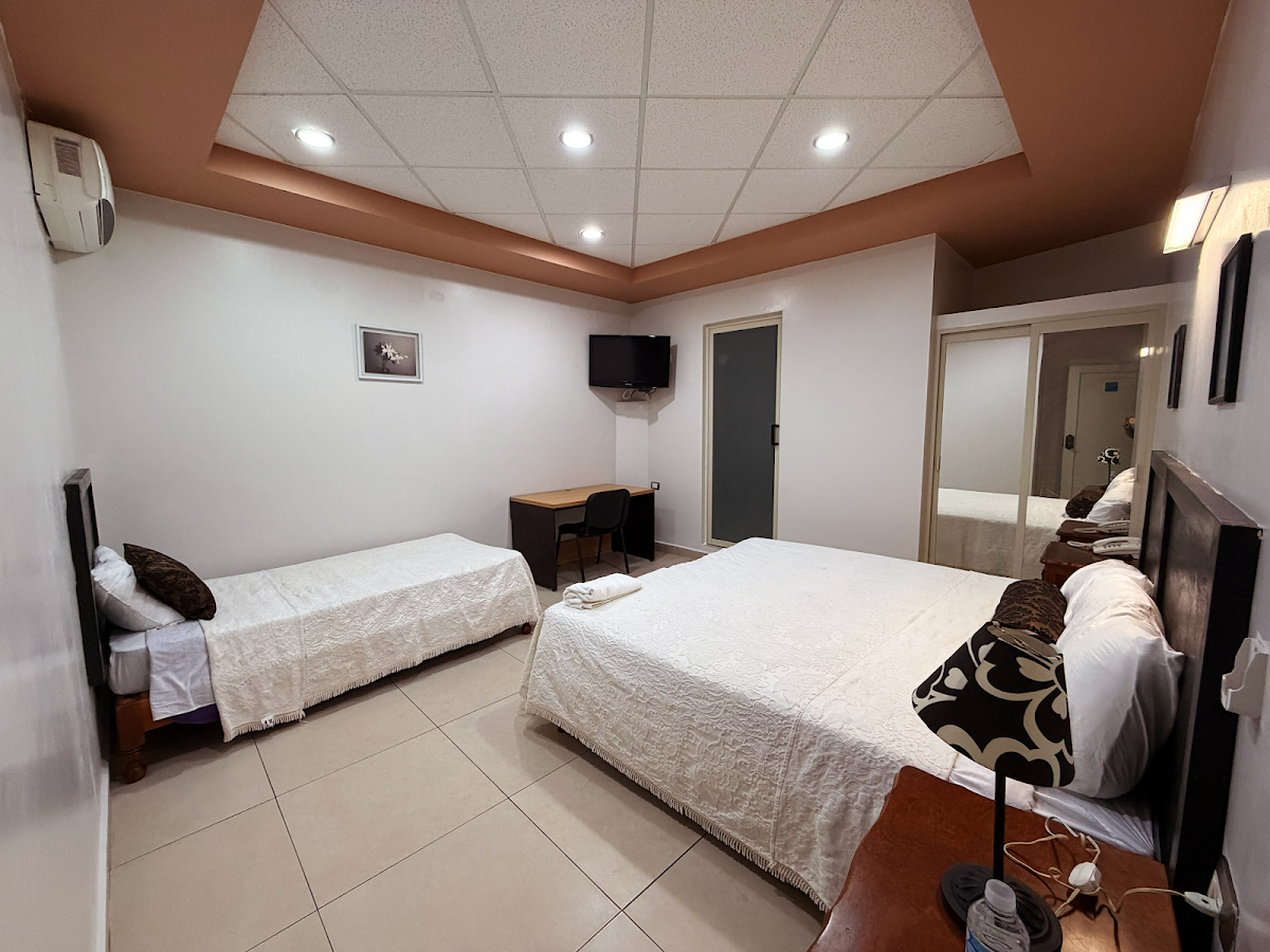 Hotel del Centro photo 2