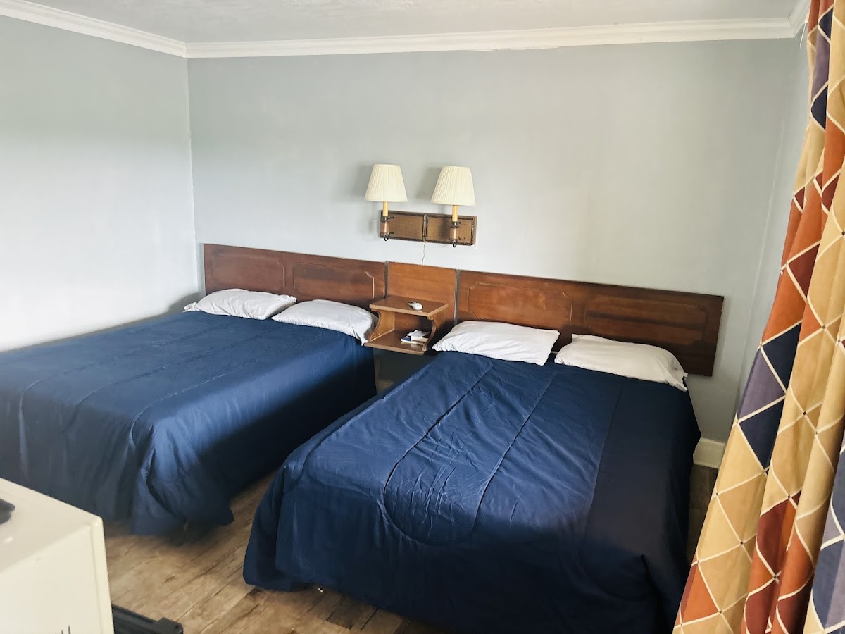 Airport Motel photo 2