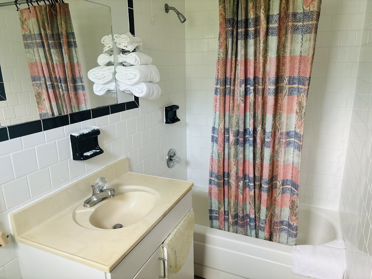 Airport Motel photo 3