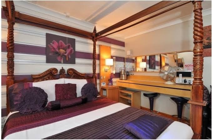 Castle Lodge photo 2