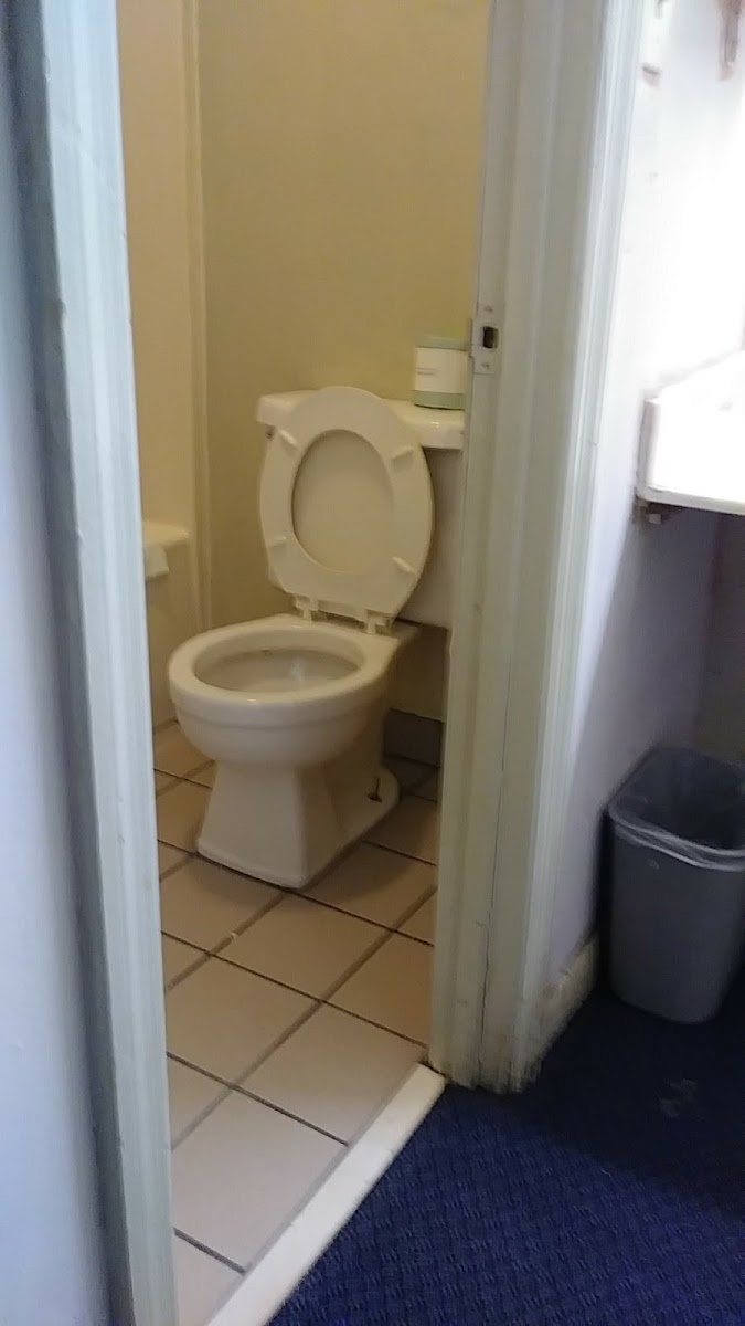 Applegate Inn photo 3